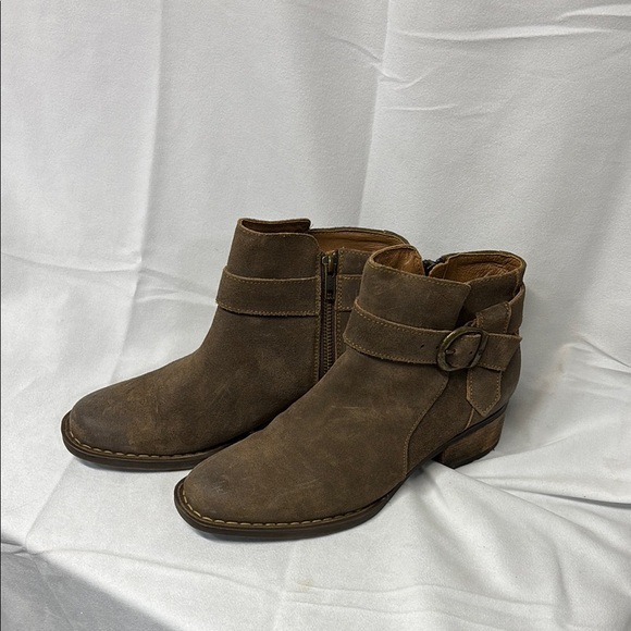 Born morocco brown leather and suede side zip distressed boots size 8 - Picture 1 of 13